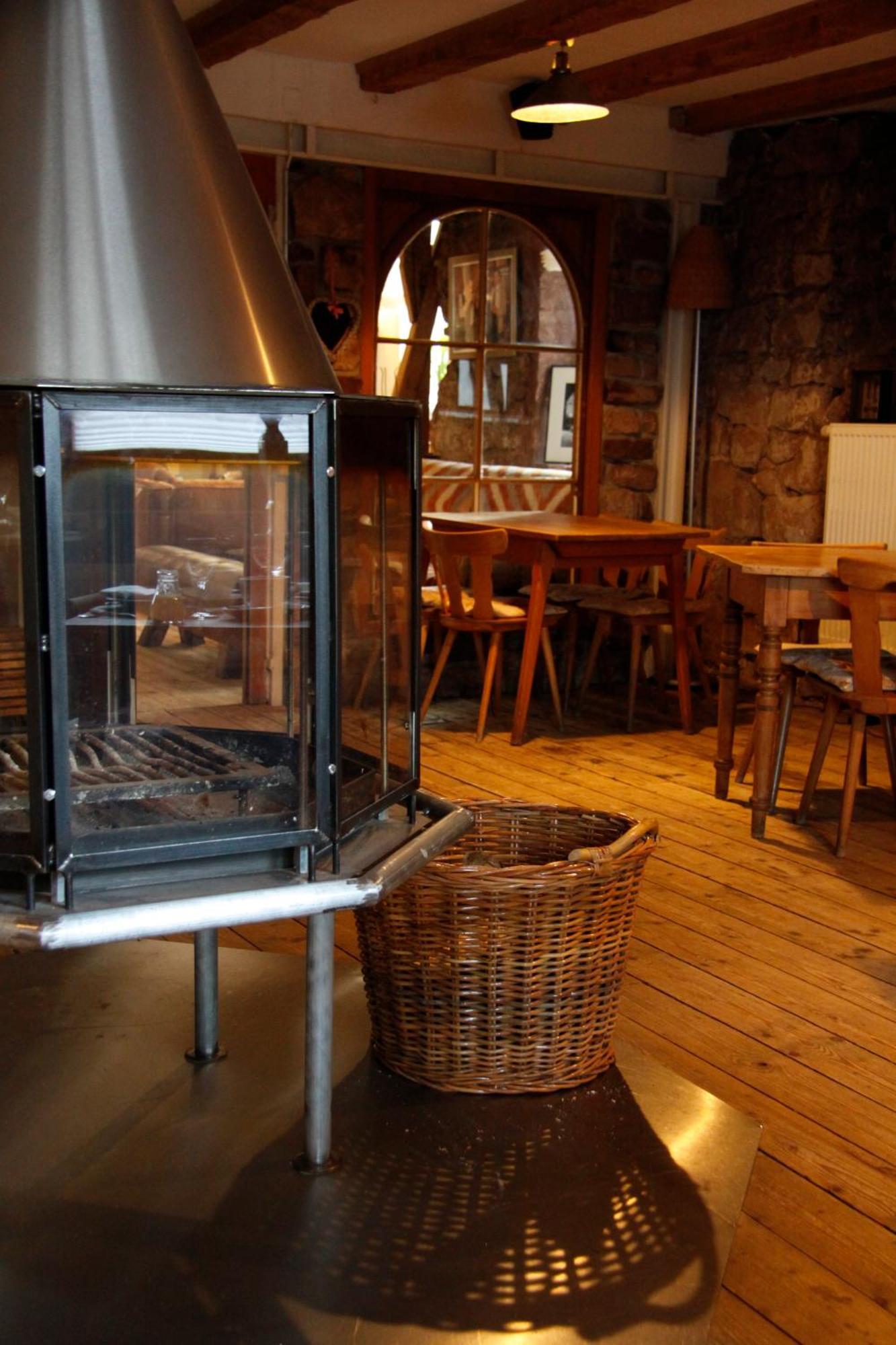 Zur Ewigen Lampe Romantisches Landhotel Nideggen Exterior foto